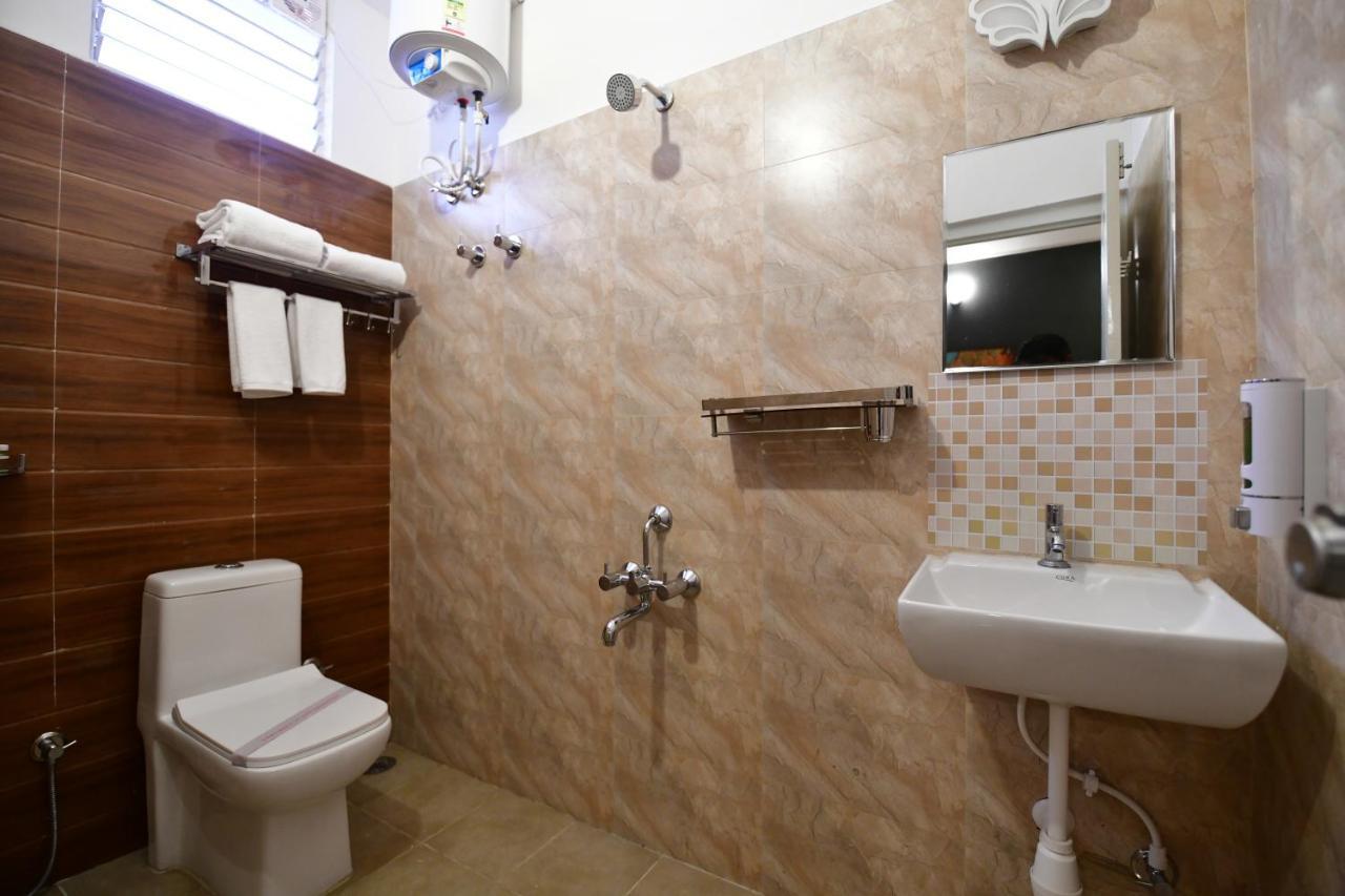 Xcel Luxury Hotel Apartments-Home Living Redefined Mysore Exterior foto