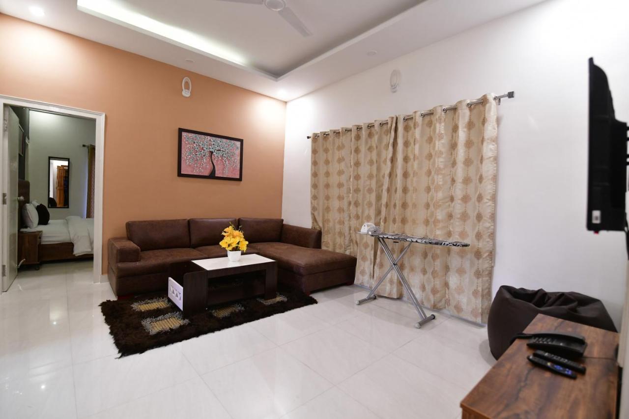 Xcel Luxury Hotel Apartments-Home Living Redefined Mysore Exterior foto
